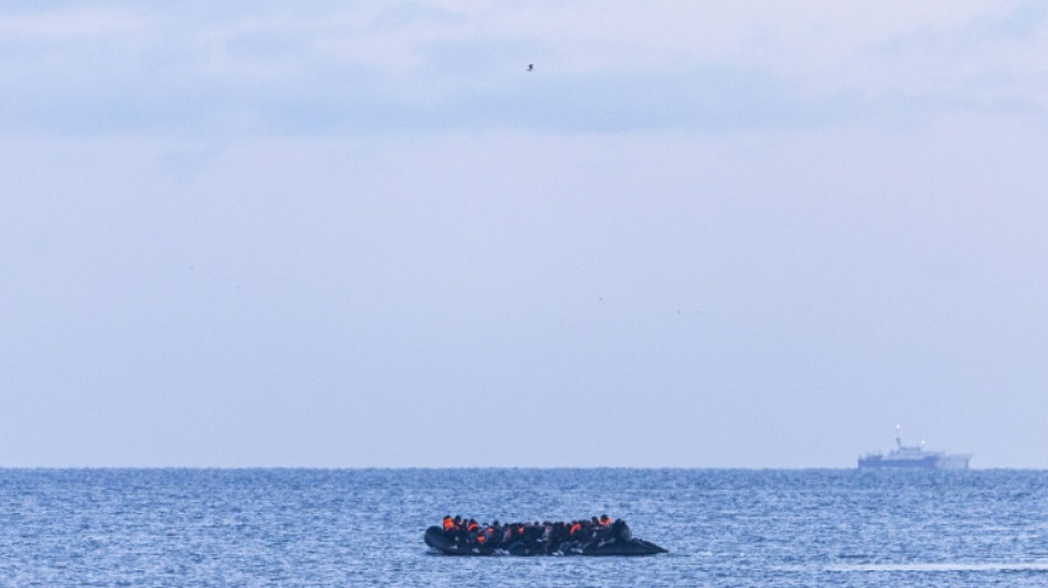 Dos mujeres mueren asfixiadas en un bote de migrantes intentando llegar a Reino Unido
