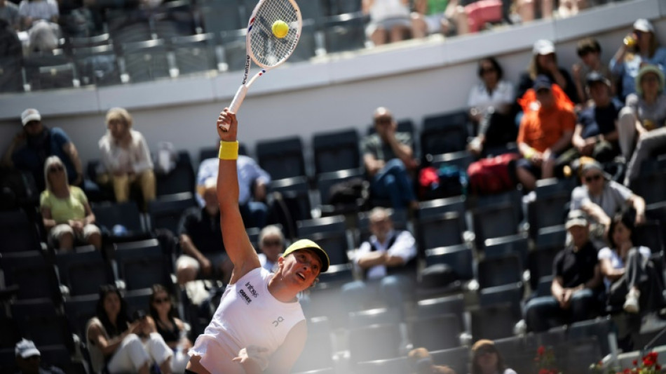 Swiatek atropela em sua estreia no WTA 1000 de Roma