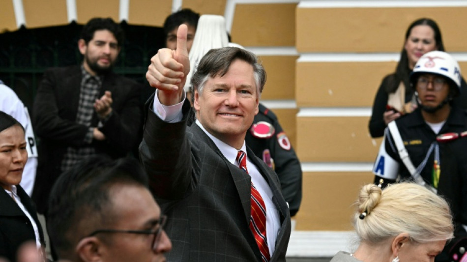 EEUU apoya al gobierno de Bolivia ante la crisis económica, dice el subsecretario de Estado