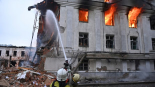 Russia, Ukraine accuse each other of delaying POW swap