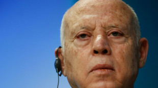 Tunisie: le pr&eacute;sident dissout le Parlement, huit mois apr&egrave;s l'avoir suspendu