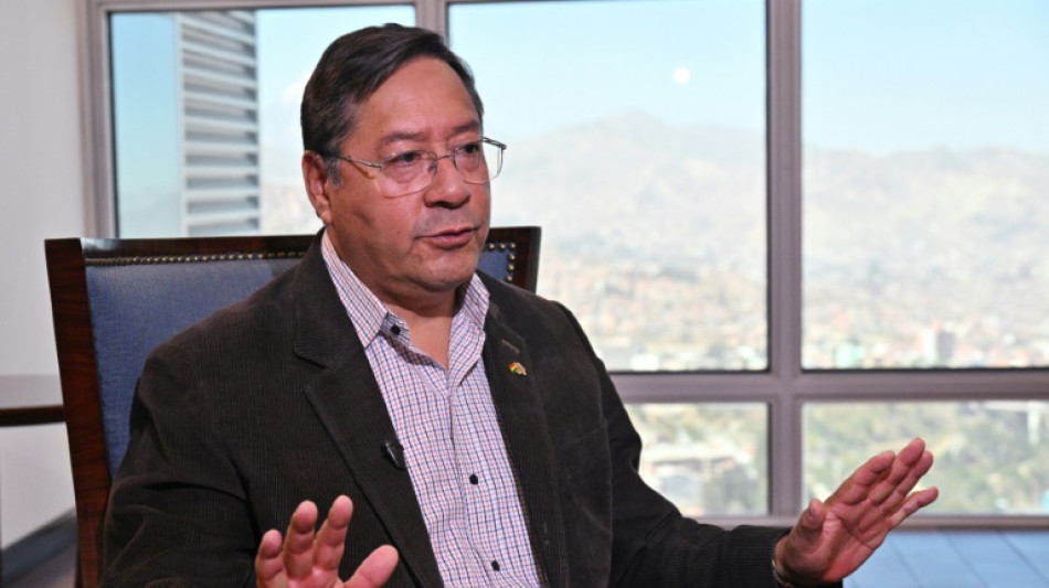 Governo e empres&aacute;rios assinam acordo para resolver escassez de combust&iacute;veis e d&oacute;lares na Bol&iacute;via