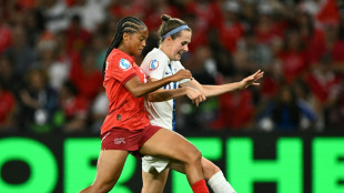 Schweizerinnen zittern sich ins EM-Viertelfinale