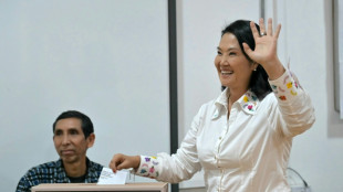 Pr&eacute;sidentielle au P&eacute;rou: l&eacute;ger avantage pour Keiko Fujimori, selon des sondages