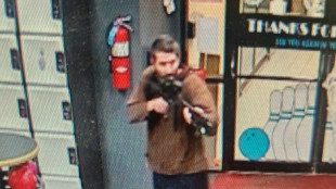 Chasse &agrave; l'homme aux Etats-Unis apr&egrave;s la pire fusillade de l'ann&eacute;e