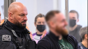 Allemagne: sept Antifas jugés pour violences sur des extrémistes de droite