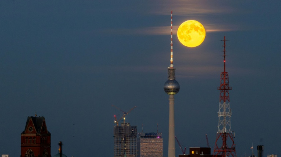 Beamte jahrelang zu schlecht bezahlt - Berlin kündigt Neuregelung an