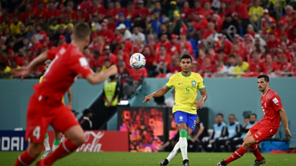 Casemiro goal downs Switzerland to take Brazil into World Cup last 16