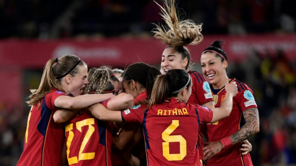 Espanha vence Fran&ccedil;a (2-0) e conquista primeira Liga das Na&ccedil;&otilde;es feminina
