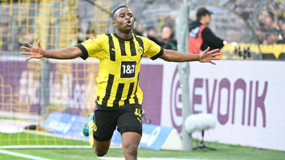Moukoko will in Dortmund verl&auml;ngern