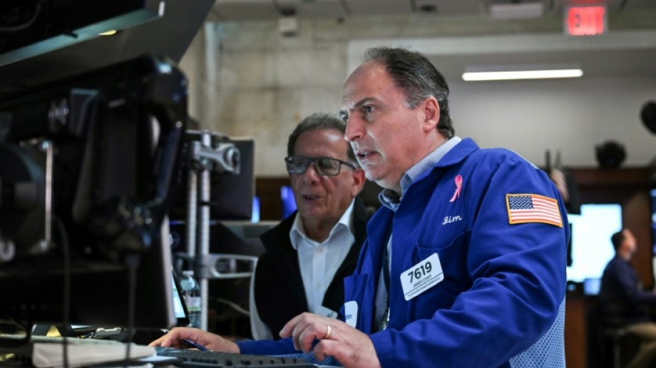 Wall Street termine sans dynamique claire, mais atteint de nouveaux sommets