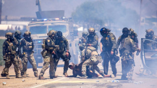 Trabalhador agr&iacute;cola em estado cr&iacute;tico ap&oacute;s opera&ccedil;&atilde;o migrat&oacute;ria perto de Los Angeles