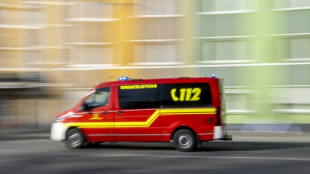 Bus mit Schulkindern kracht in Bad Oldesloe in Hauswand: Mehrere Verletzte