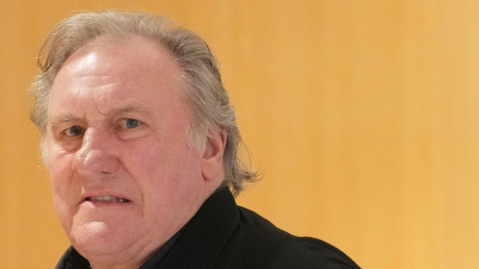 Gérard Depardieu en tournage au Portugal sous la direction de Fanny Ardant