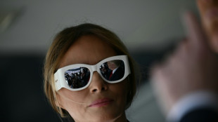 Trump entrega a Putin uma 'carta da paz' de sua esposa Melania