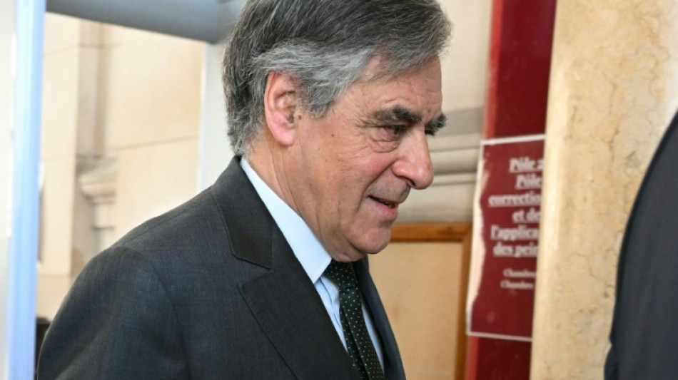 Affaire des emplois fictifs: François Fillon finalement condamné à du sursis