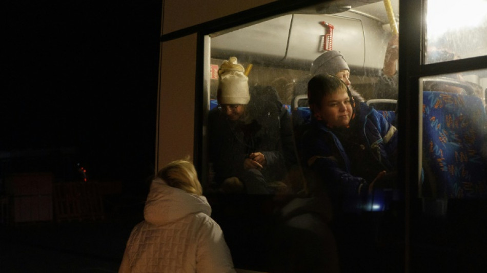 Ukraine: la Russie se retire du Nord tandis que la Croix-Rouge tente une nouvelle &eacute;vacuation &agrave; Marioupol