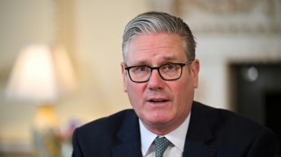 Embourb&eacute; dans l'affaire Mandelson, Starmer se d&eacute;fend en plaidant l'ignorance