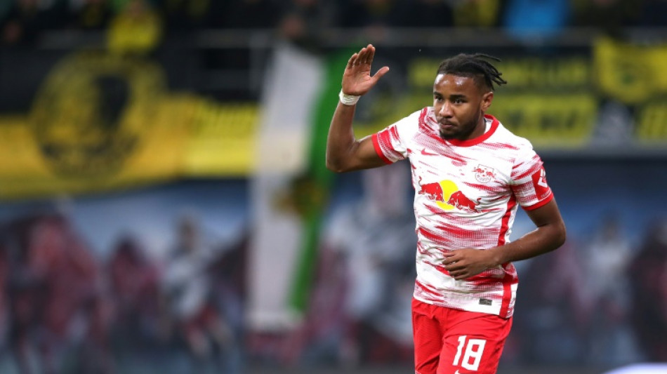 Bleus, objectif Mondial: Nkunku et Benzema ne s'arr&ecirc;tent plus, Rabiot applaudi