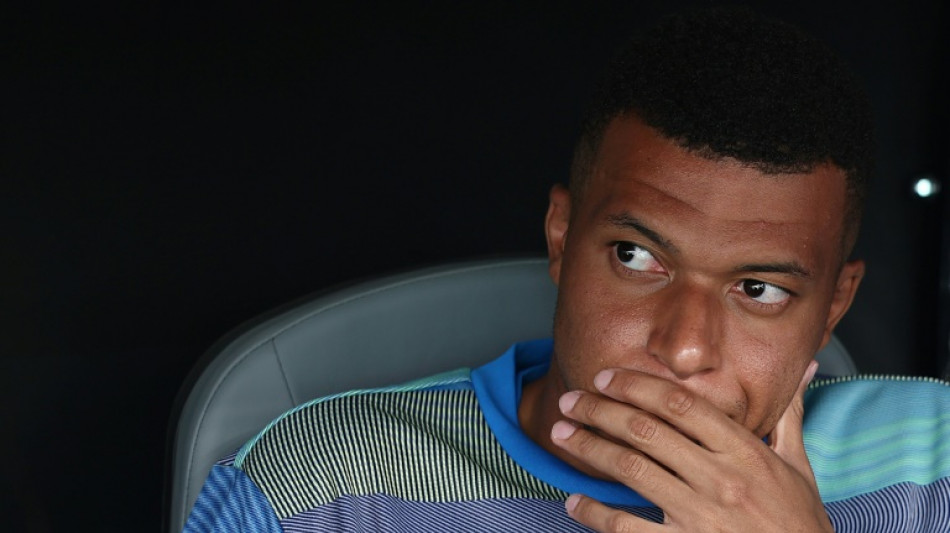 Mbappé nega ter exigido ser o último a carregar a chama olímpica dos Jogos de Paris-2024