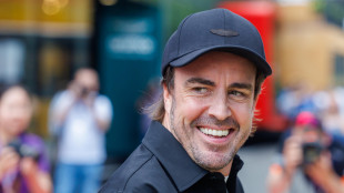 Mondiali: Alonso, bello vedere la festa da Madrid a Barcellona sotto un'unica bandiera