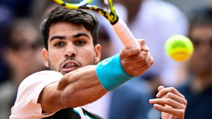 Alcaraz anuncia que n&atilde;o jogar&aacute; torneio de Wimbledon para tratar les&atilde;o no punho