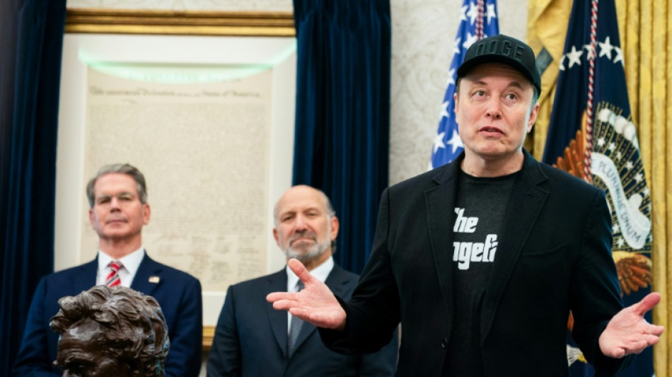 Trump califica de "rid&iacute;culo" que su exaliado Musk creara un partido pol&iacute;tico en EEUU