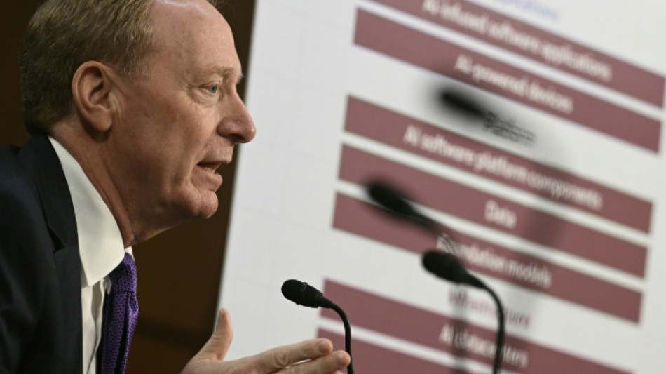 Presidente da Microsoft pede normas de seguran&ccedil;a para IA 'reais e eficazes'