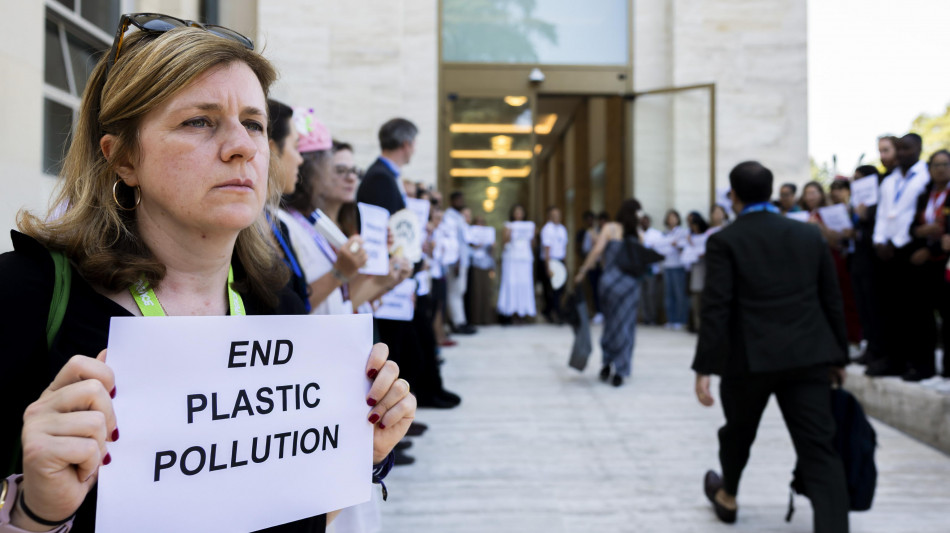 India e Uruguay, nessun consenso sul trattato sulla plastica