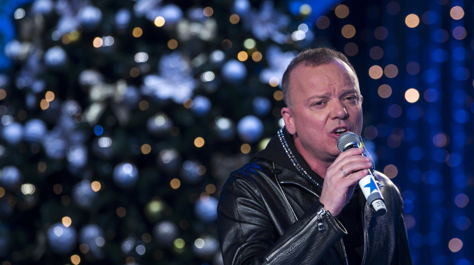 Gigi D'Alessio pap&agrave; per la sesta volta, &egrave; nata Ginevra