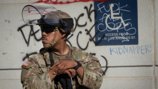 Tribunal devolve a Trump o controle da Guarda Nacional em Los Angeles