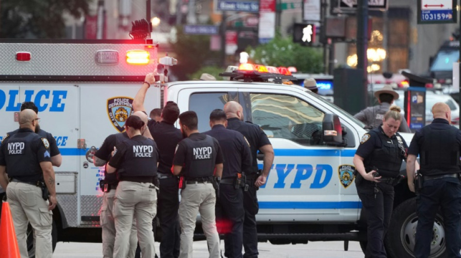 Gunman dead in New York after Midtown shooting: police