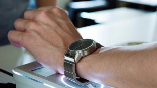 Umfrage: Immer mehr Menschen zahlen per Smartphone oder Smartwatch - auch Senioren