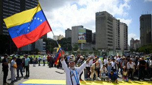 Manifestantes pedem elei&ccedil;&otilde;es na Venezuela antes de di&aacute;logo entre governo e oposi&ccedil;&atilde;o