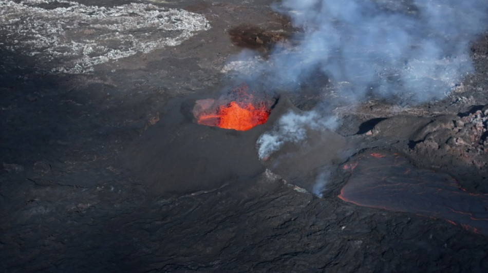 En Islande, une &eacute;ruption volcanique joue les prolongations