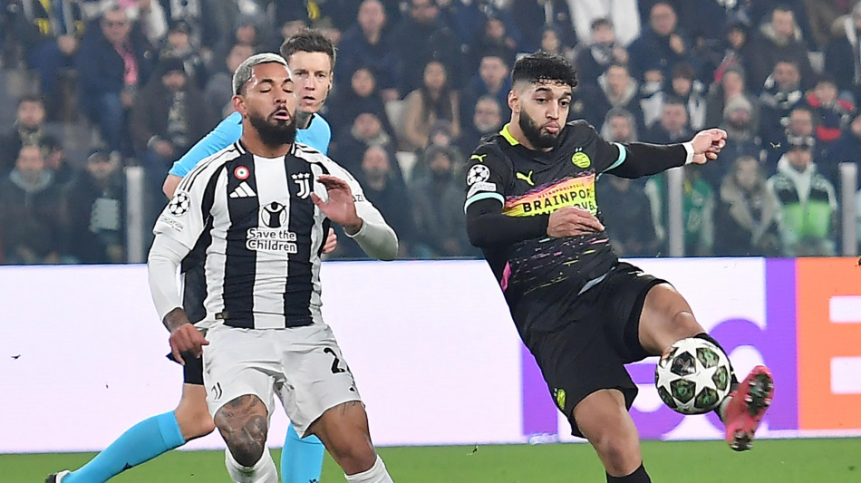 Douglas Luiz assente a raduno, la Juve prenderà provvedimenti