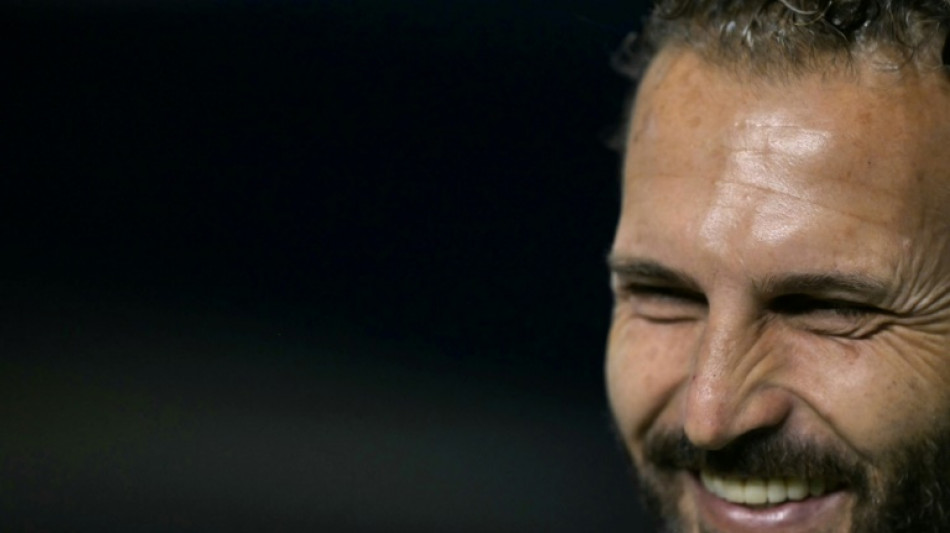 Valencia, pen&uacute;ltimo no Espanhol, demite t&eacute;cnico Rub&eacute;n Baraja