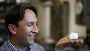 Refrigerantes sólidos surgem como opção aos gases poluentes do ar-condicionado