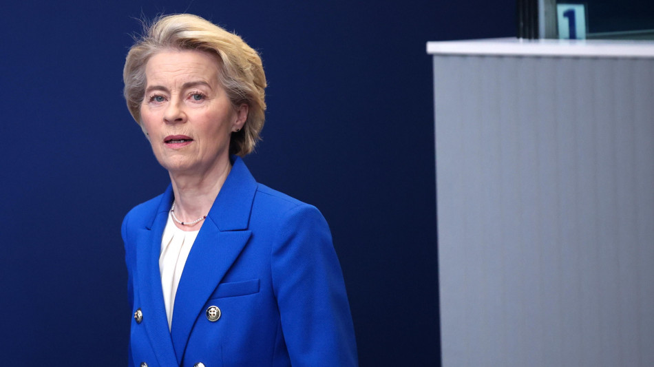 Von der Leyen, 'domenica vedrò Trump in Scozia'