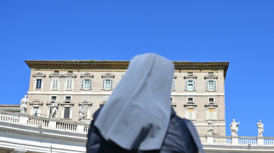 Saúde do papa Francisco registra nova melhora