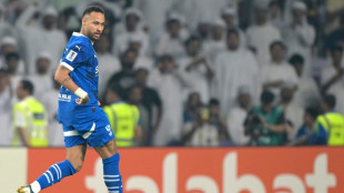 'Duas semanas no m&iacute;nimo' de aus&ecirc;ncia para Neymar, diz Jorge Jesus