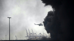 Explos&atilde;o em porto deixa ao menos 28 mortos e 1.000 feridos no Ir&atilde;