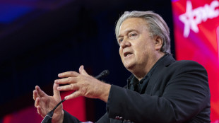 Ex consigliere Trump Bannon andr&agrave; in un carcere del Connecticut