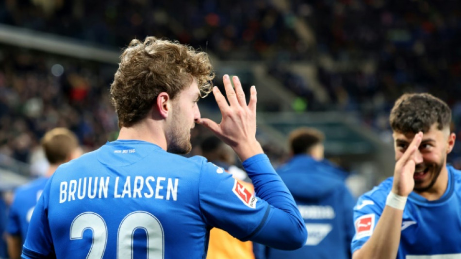 Leipzig perde para Hoffenheim e cai para 3&ordm; no Alem&atilde;o