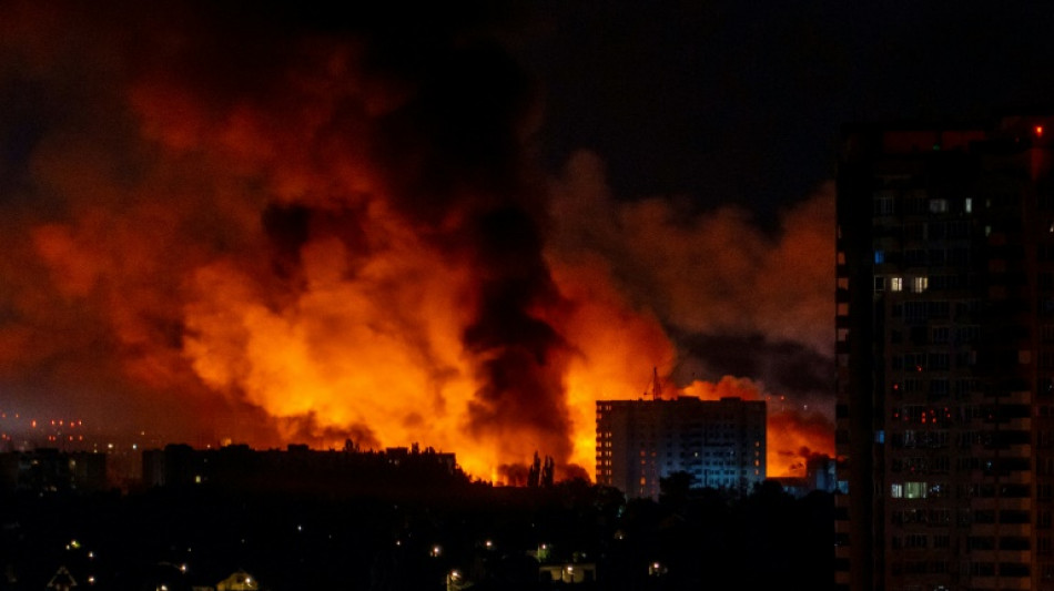 R&uacute;ssia atinge Ucr&acirc;nia com maior bombardeio da guerra ap&oacute;s liga&ccedil;&atilde;o Putin-Trump