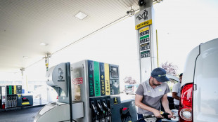 Mimit, prezzo medio self benzina a 1,807 euro al litro, gasolio a 1,888 euro