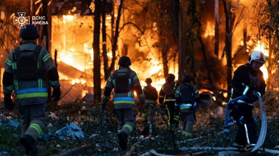 Zelenski y Trump hablan de defensa a&eacute;rea tras bombardeo ruso r&eacute;cord contra Ucrania