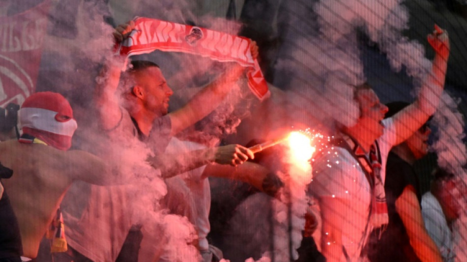 Col&ocirc;nia sofre multa recorde por uso de sinalizadores na Bundesliga