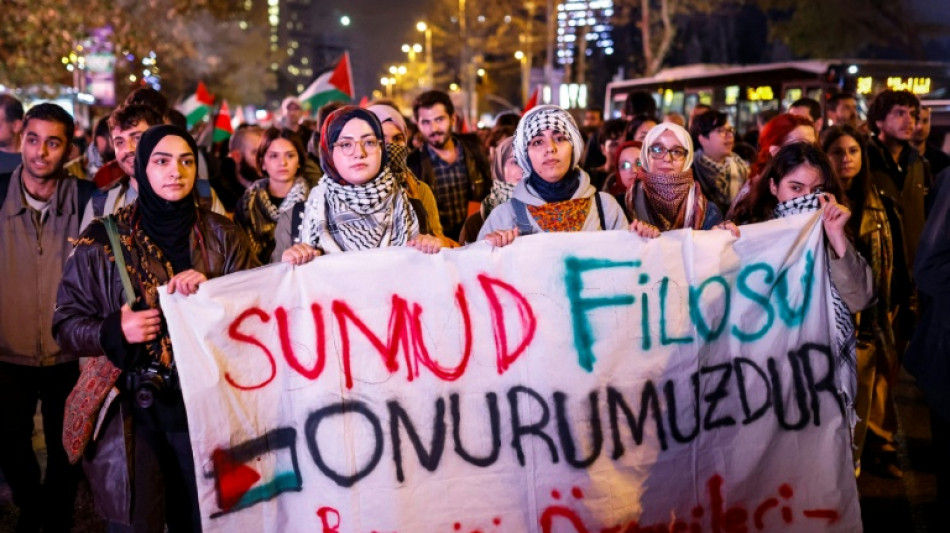 Llegan a Madrid 21 activistas españoles de la flotilla de ayuda a Gaza deportados por Israel