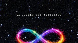Hit parade, Ultimo si conferma in vetta alla classifica